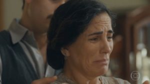 Lola (Gloria Pires) será abandonada em asilo em Éramos Seis (Foto: Reprodução/Globo)