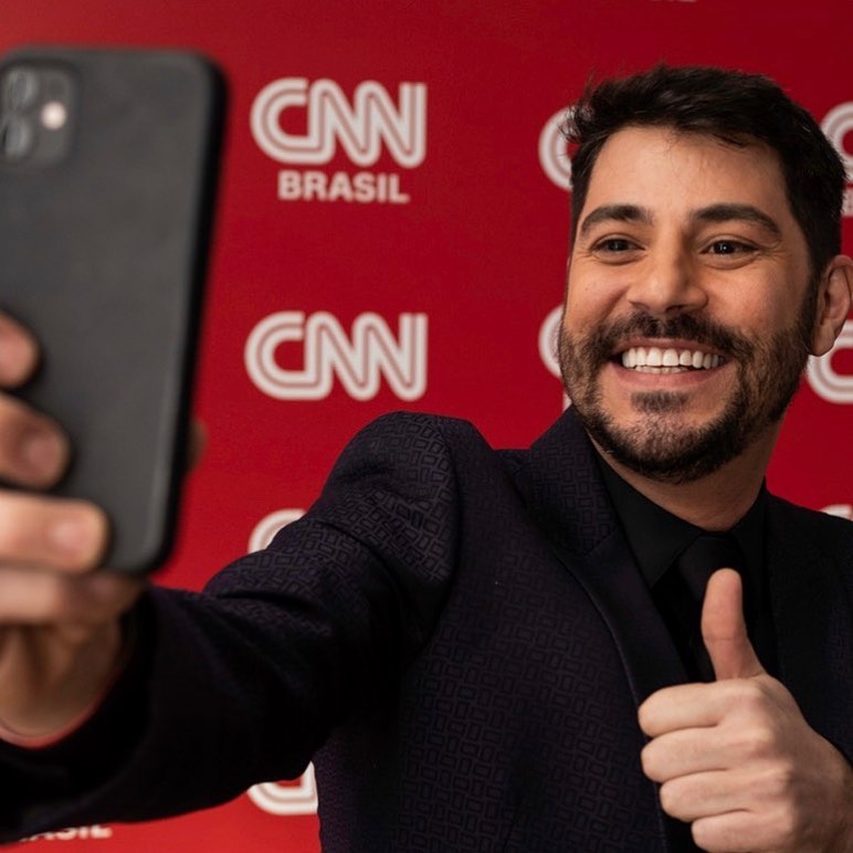 Evaristo Costa estreará na CNN Brasil (Foto: Reprodução/Instagram)