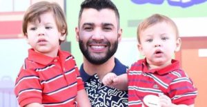 Gusttavo Lima com os filhos (Foto: Reprodução)