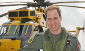 Príncipe William quer voltar a ser piloto de resgate em tempos de coronavírus (Foto: Reprodução)