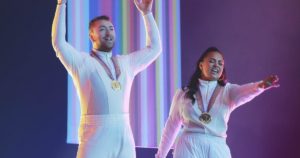 Após ansiosa espera dos fãs, Demi Lovato e Sam Smith lançam I'm Ready, música com direito a videoclipe (Foto: Reprodução)