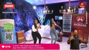 Simone e Simaria em live no Youtube (Foto: Reprodução)