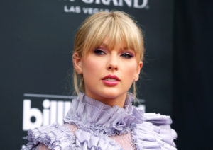 Álbum de Taylor Swift só vende menos de 33 cópias no fim de semana de lançamento (Foto: Reprodução)