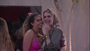 Gizelly e Marcela no BBB20. (Foto: Reprodução)