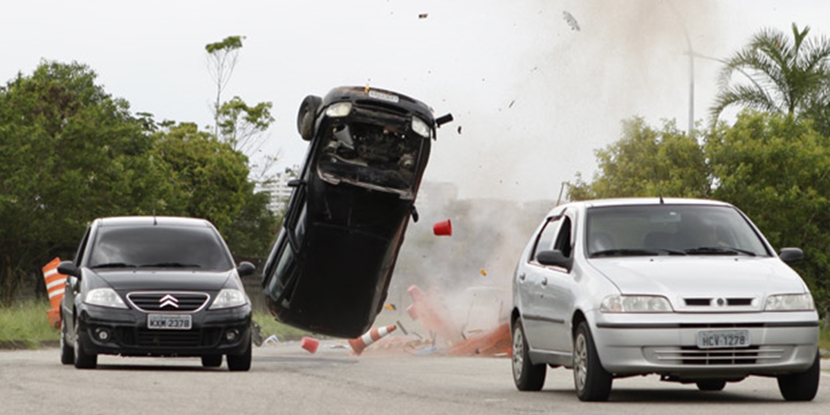 Amália (Sophie Charlotte) sofre acidente de carro em Fina Estampa (Foto: Divulgação/Globo)