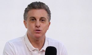 Luciano Huck foi atacado por jornalista do SBT - Foto: Reprodução