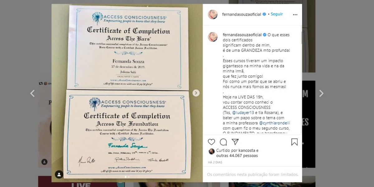 Fernanda Souza mostrou seus novos certificados (Foto: Reprodução/Instagram)