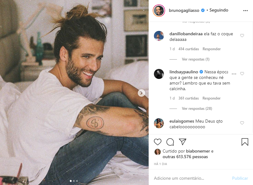 Bruno Gagliasso mostrou o coque samurai e virou motivo de piada de ator (Foto: Reprodução/ Instagram)