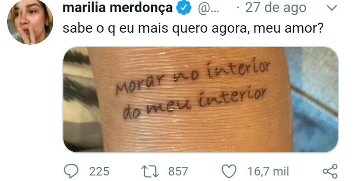 Marília Mendonça exibe nova tatuagem (Foto: Reprodução)