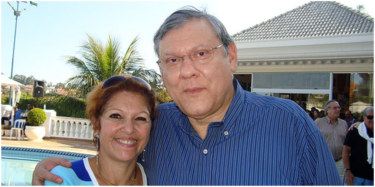Milton Neves em uma foto relativamente recente com a esposa - Foto: Reprodução