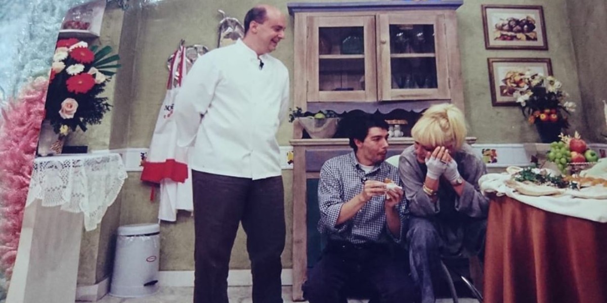 Ana Maria Braga nos bastidores do programa Note e Anote, da Record, em 1996 (Foto: Reprodução/Instagram)