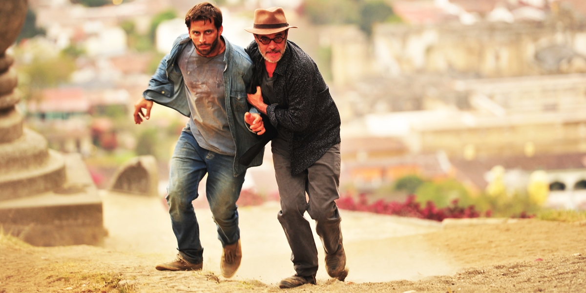 Cassiano (Henri Castelli) e Duque (Jean Pierre) rumo à Vila dos Ventos em Flor do Caribe (Foto: Globo/João Miguel Júnior)