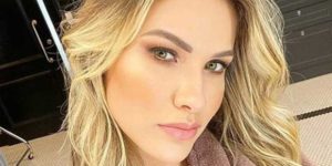 Andressa Suita não viajou com Gusttavo Lima (Foto: Reprodução)