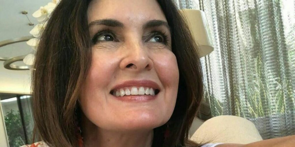 Fátima Bernardes chama atenção nas redes sociais (Foto: Reprodução)