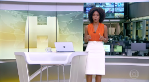 Maju Coutinho no comando do 'Jornal Hoje' (Foto: reprodução/Globo)