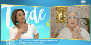 Mamma Bruschetta foi surpreendida por uma proposta de Catia Fonseca (Foto: reprodução/Youtube)