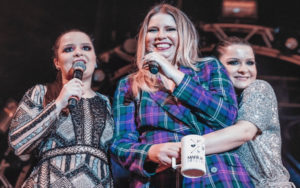 Marília Mendonça, Maiara e Maraisa (Foto: Divulgação)