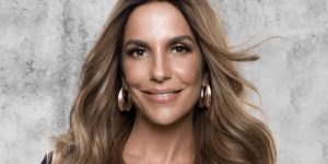 Ivete Sangalo vai colocar próteses mamárias, além de ser submetida a uma lipoaspiração e retirada do excesso de pele facial (Foto: Divulgação)