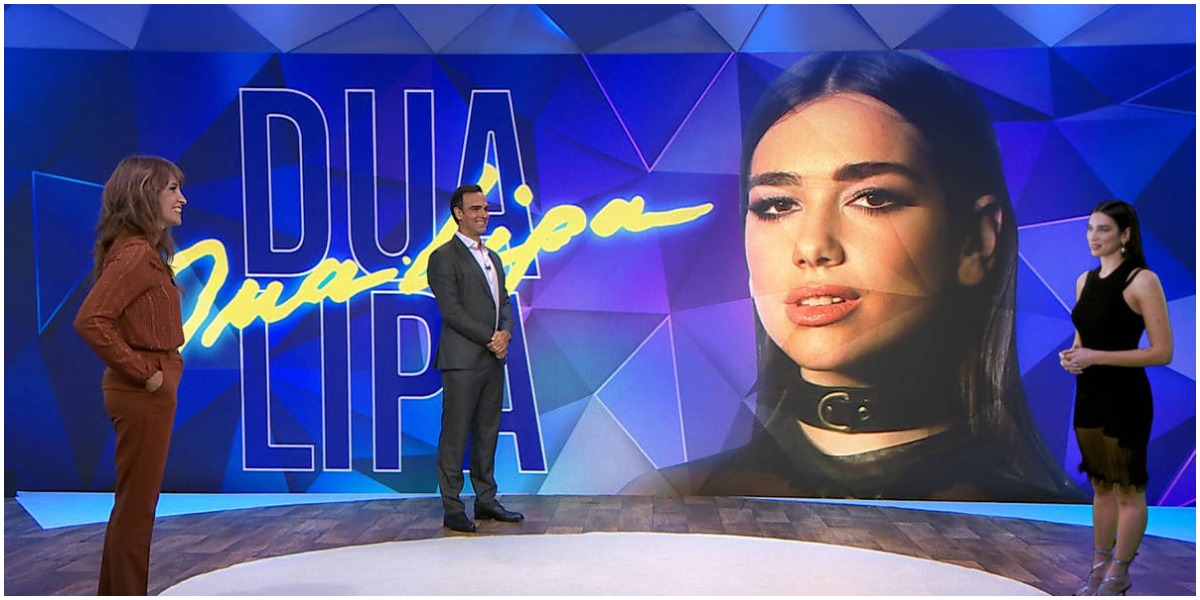 Dua Lipa com o pessoal do Fantástico, da Globo - Foto: Reprodução