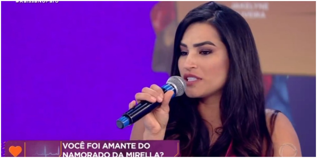 Raíssa durante o programa Hora do Faro - Foto: Reprodução