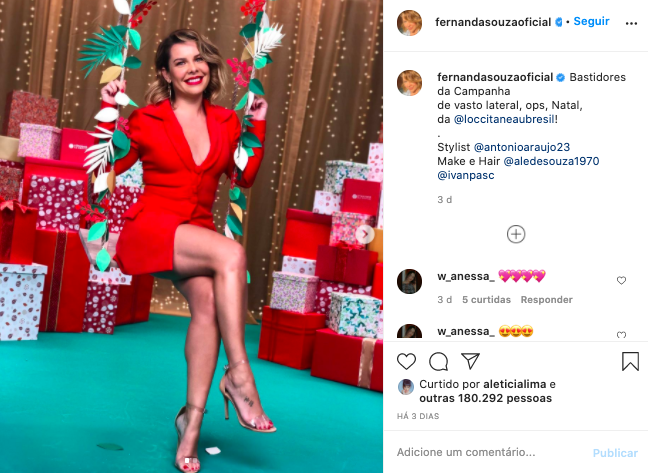 Fernanda Souza surge plena em foto natalina e esbanja corpão nas redes sociais (Reprodução: Instagram) 