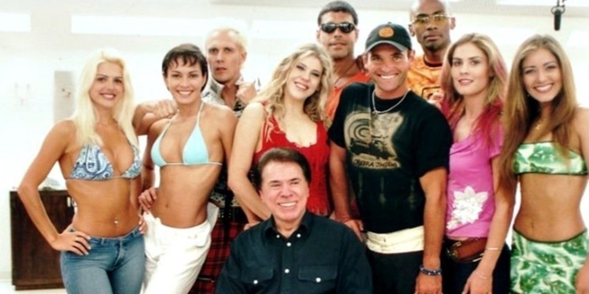 Silvio Santos e elenco da Casa dos Artistas (Foto: Reprodução)