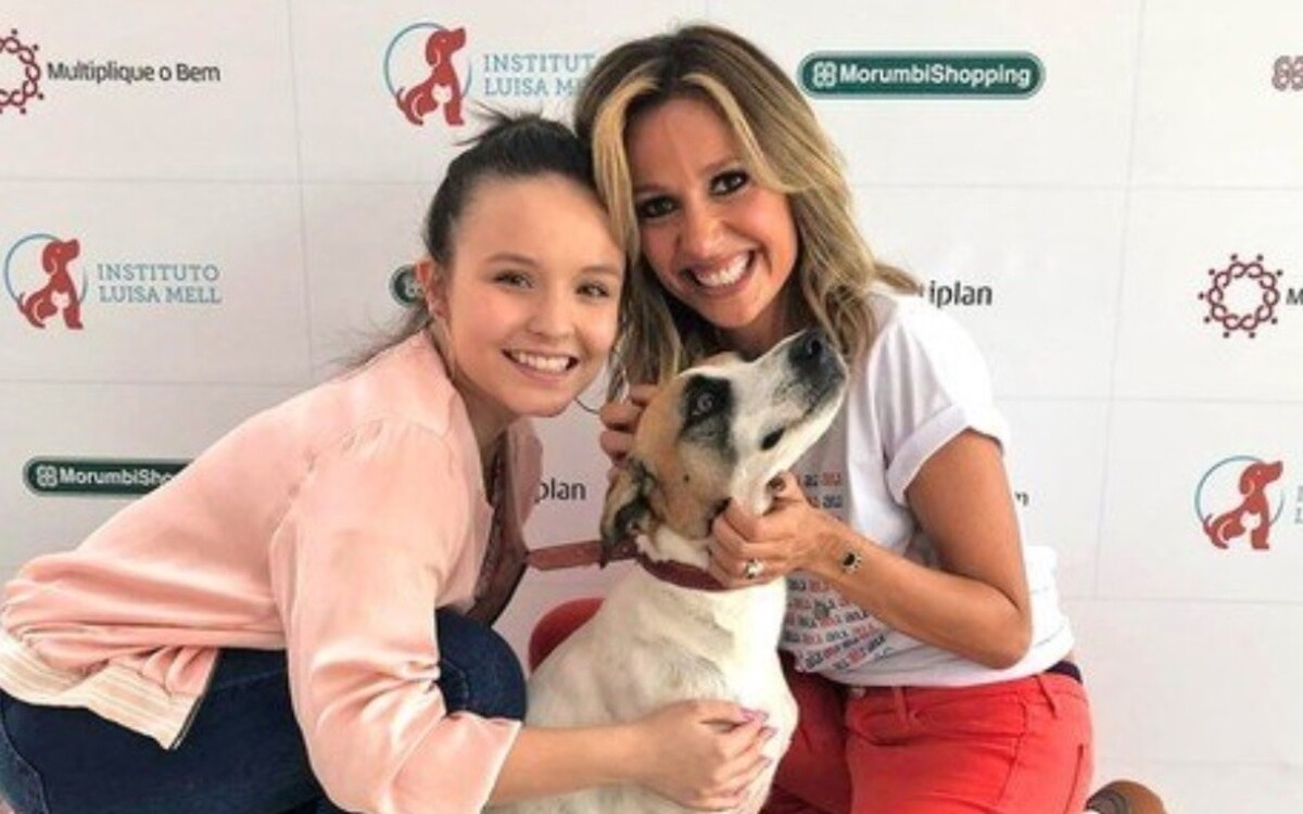 Larissa Manoela e Luisa Mell (Foto: Divulgação)