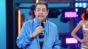 Faustão no comando do Domingão do Faustão (Foto reprodução)