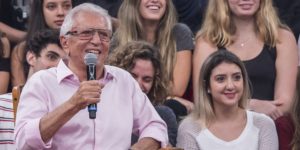 Carlos Alberto de Nóbrega enfrentou uma depressão após ser afastado do trabalho no SBT (Foto: Reprodução / TV Globo)