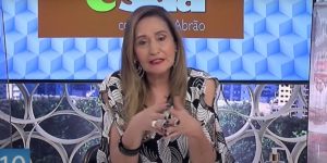 Sonia Abrão durante o A Tarde é Sua (Foto: Reprodução / Rede TV!)