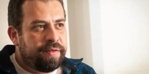 Guilherme Boulos comemorou anulação as condenações de Lula (Foto: Reprodução)