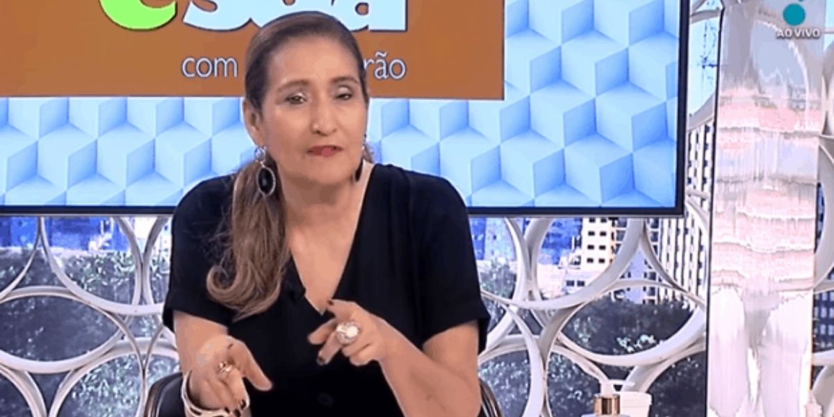 Sonia Abrão (Foto: Reprodução/RedeTV!)