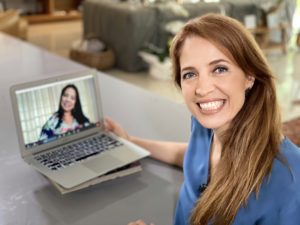 Poliana Abritta comanda o Fantástico na Globo (Foto reprodução)