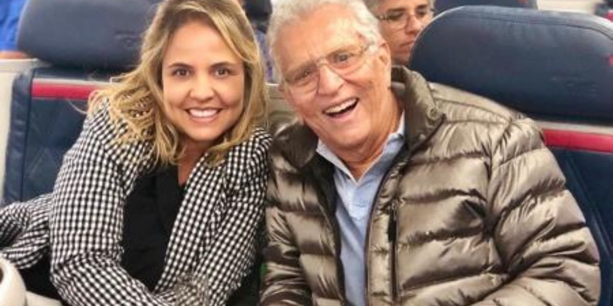 Carlos Alberto de Nóbrega e Renata Domingues (Foto: Reprodução/Instagram)