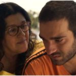 Lurdes e Domênico na novela Amor de Mãe - Foto: Reprodução