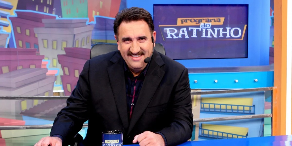 Ratinho no comando de seu programa no SBT (Foto: Reprodução)