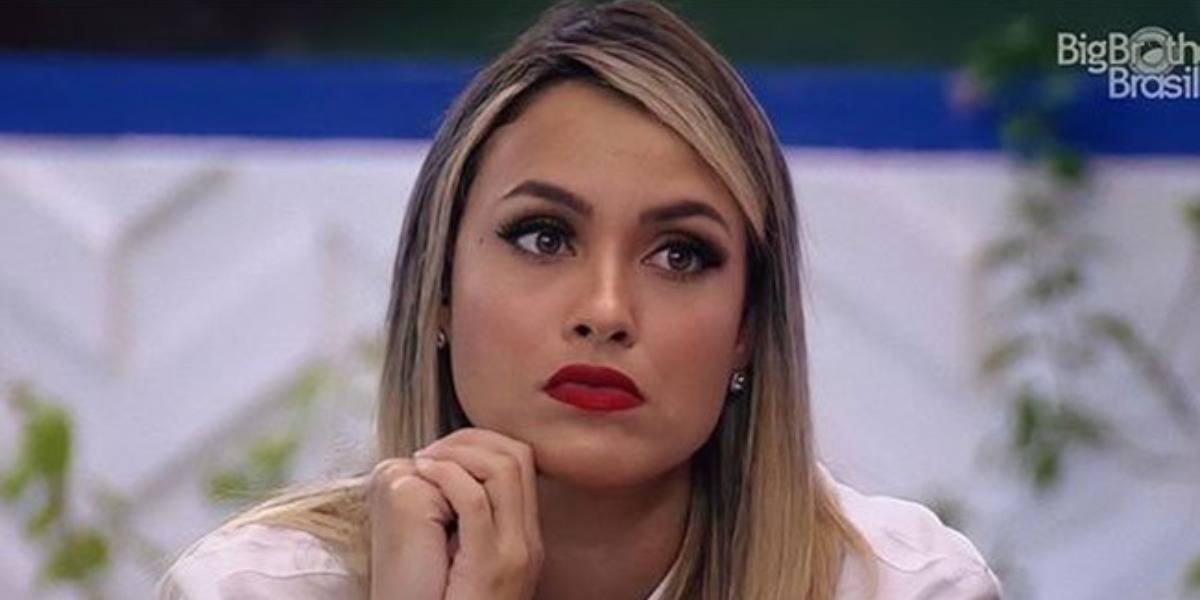 Sarah recebe grave acusação no BBB21 (Foto: Reprodução)