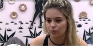 Viih Tube descobriu mentira de Sarah no BBB21 (Foto: Reprodução)