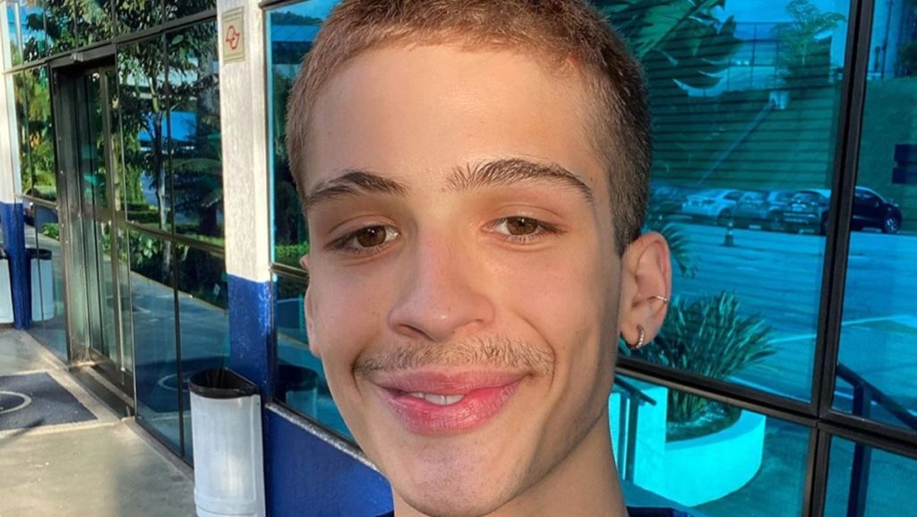 João Guilherme, filho do cantor Leonardo, abriu o jogo sobre vazamento de nude (Foto reprodução) 