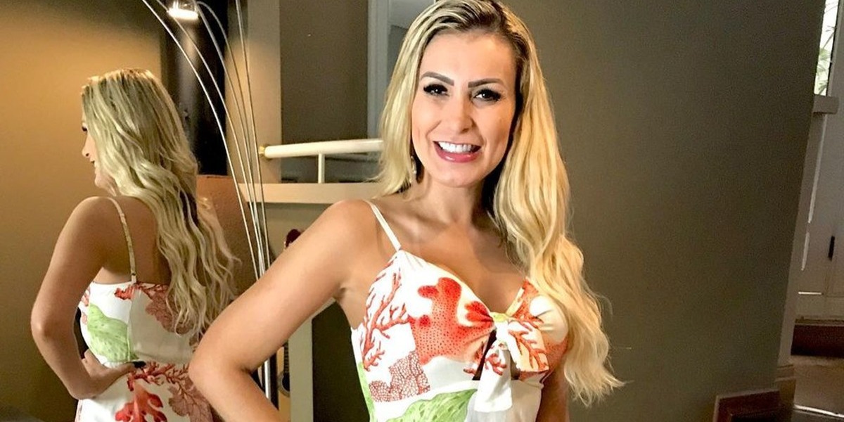 Andressa Urach surge de bruços sendo furada em mesa e gera terror com seringa enorme: "Quase morreu"