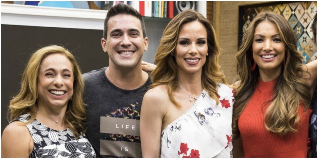 Cissa Guimarães, André Marques, Ana Furtado e Patrícia Poeta comandam o É de Casa - Foto: Reprodução