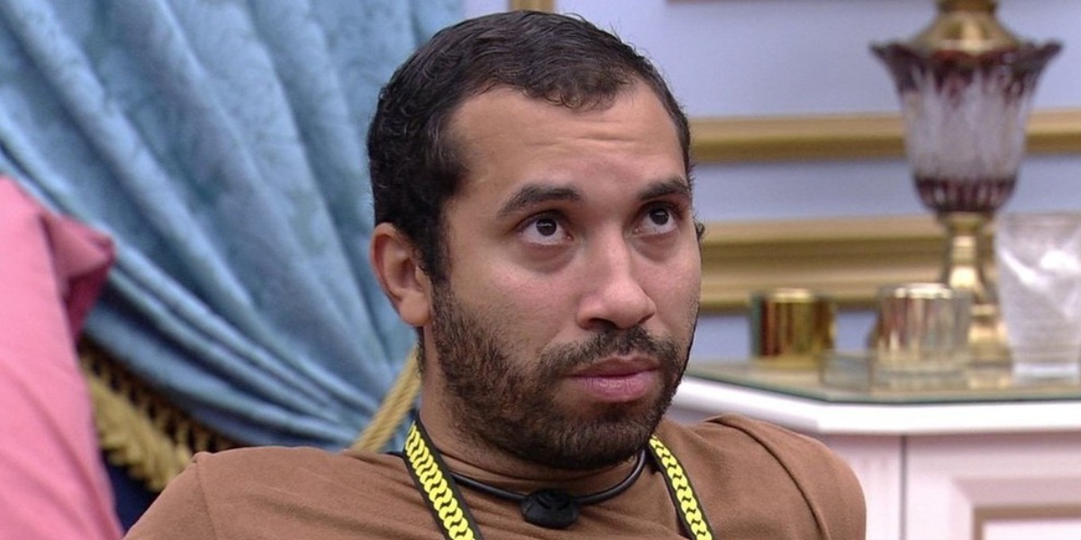 Gilberto desabafa sobre infância no BBB21 (Foto: Reprodução)