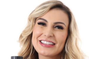 Andressa Urach está investindo em nova profissão e impressiona (Foto: Reprodução/Instagram)