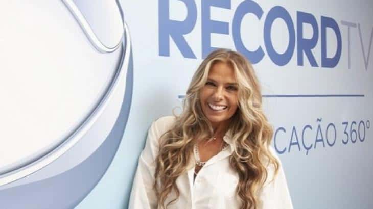 A nova apresentadora da Record, Adriane Galisteu