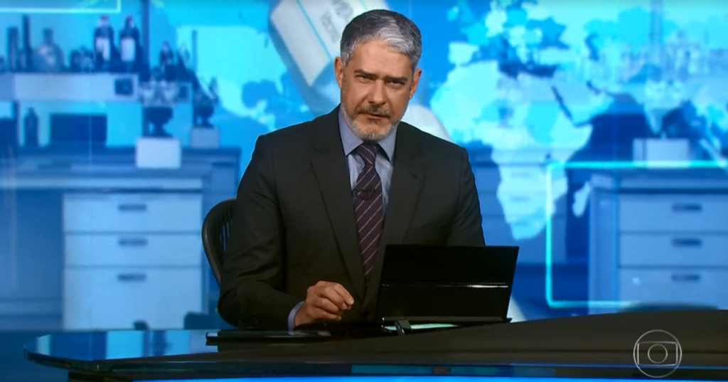 William Bonner na bancada do "Jornal Nacional" (Foto: Reprodução/TV Globo)