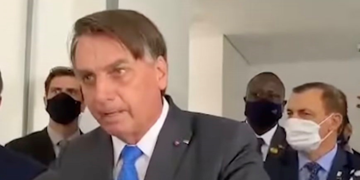 Bolsonaro durante entrevista polêmica (Foto: Reprodução)