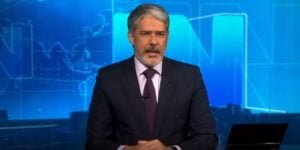 William Bonner durante Jornal Nacional (Reprodução)