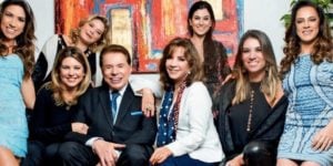 Imagem do post Família Abravanel é sinônimo de exemplo, paixão e Silvio Santos prova que maior império são filhas e esposa