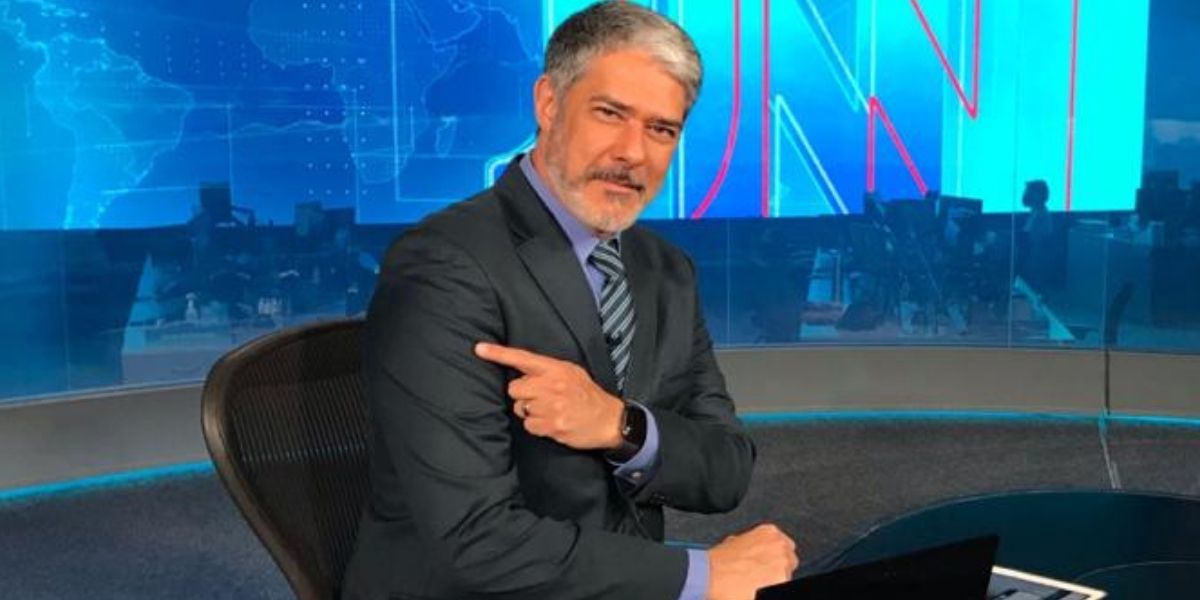 "São essas pessoas", William Bonner aponta responsáveis após sair do ar e explode: "No meio do meu trabalho"