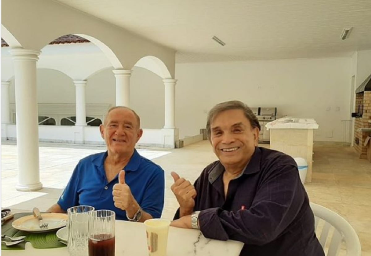 Renato Aragão, o Didi ao lado do amigo de longa data, Dedé Santana (Foto: Reprodução/Instagram)